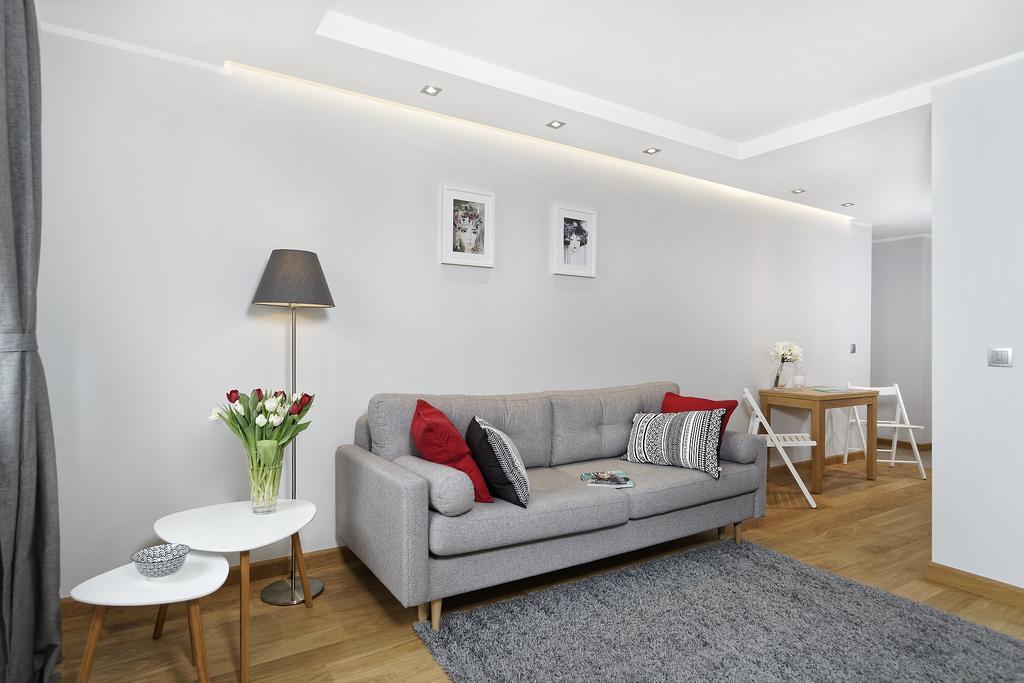 Apartment Powisle Solec Варшава Екстериор снимка